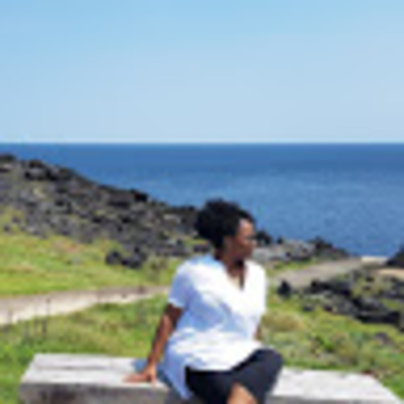 Meet your Posher, Doris - Picture 1 of 1